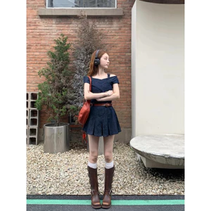 M.H STYLE ORDER thiết kế một vai denim có dây đeo trên cùng Váy chữ A xếp li ~ Bộ đồ hai mảnh thời trang mới mùa hè