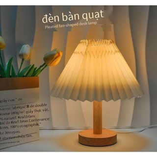 Đèn Học Để Bàn Chân Gỗ Xếp Ly Phong Cách Bắc Âu  -  Trang trí phòng cực chill