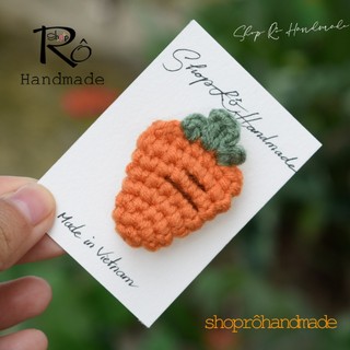 Ghim cài áo củ cà rốt bằng len đáng yêu 4.5cm |Pin, trâm cài balo, cặp,huy hiệu |Shop Rô Handmade