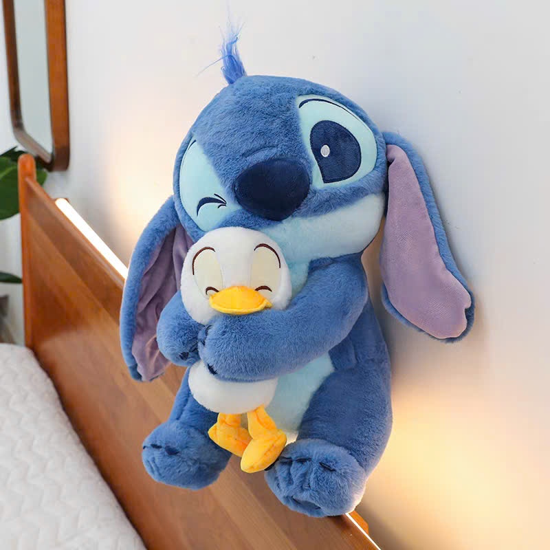 Thú Nhồi Bông Stitch Ôm Vịt Donald Siêu Dễ Thương – Gối Ôm Gấu Bông Cực Chill Mềm Như Mây