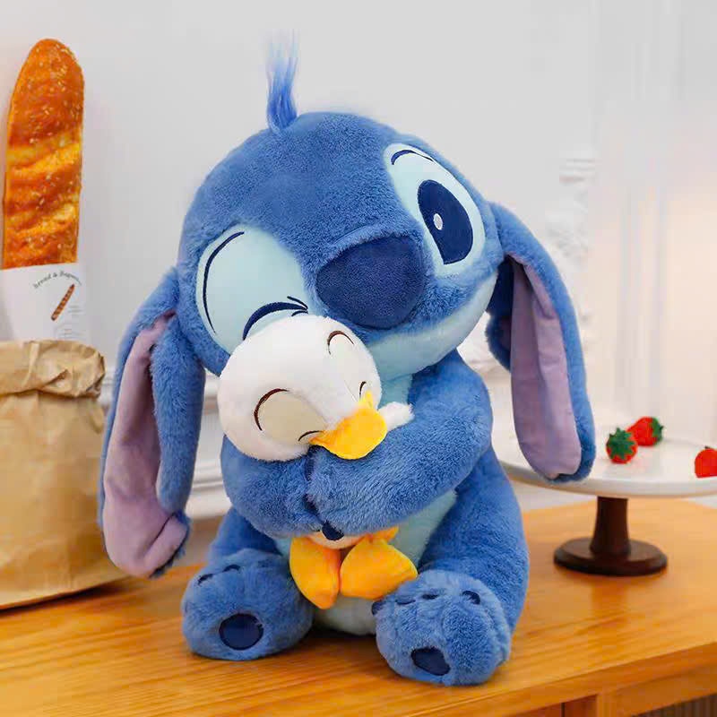 Thú Nhồi Bông Stitch Ôm Vịt Donald Siêu Dễ Thương – Gối Ôm Gấu Bông Cực Chill Mềm Như Mây