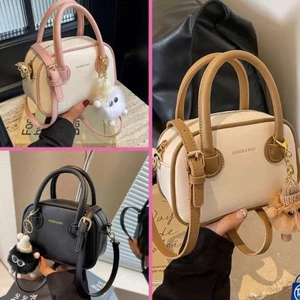 Túi đeo chéo nữ thời trang túi quai xách size 18 đựng vừa điện thoại kèm móc gấu treo dễ thương - ST054