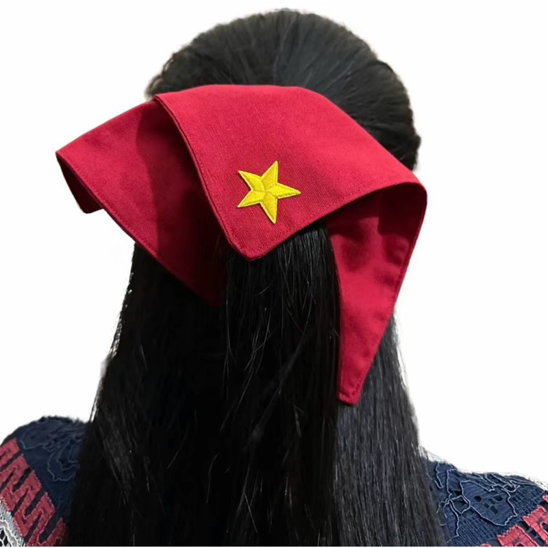 Scrunchie vuông hàng đẹp, phụ kiện buộc tóc cờ đỏ sao vàng ngôi sao thêu, phối khăn cờ đỏ sao vàng