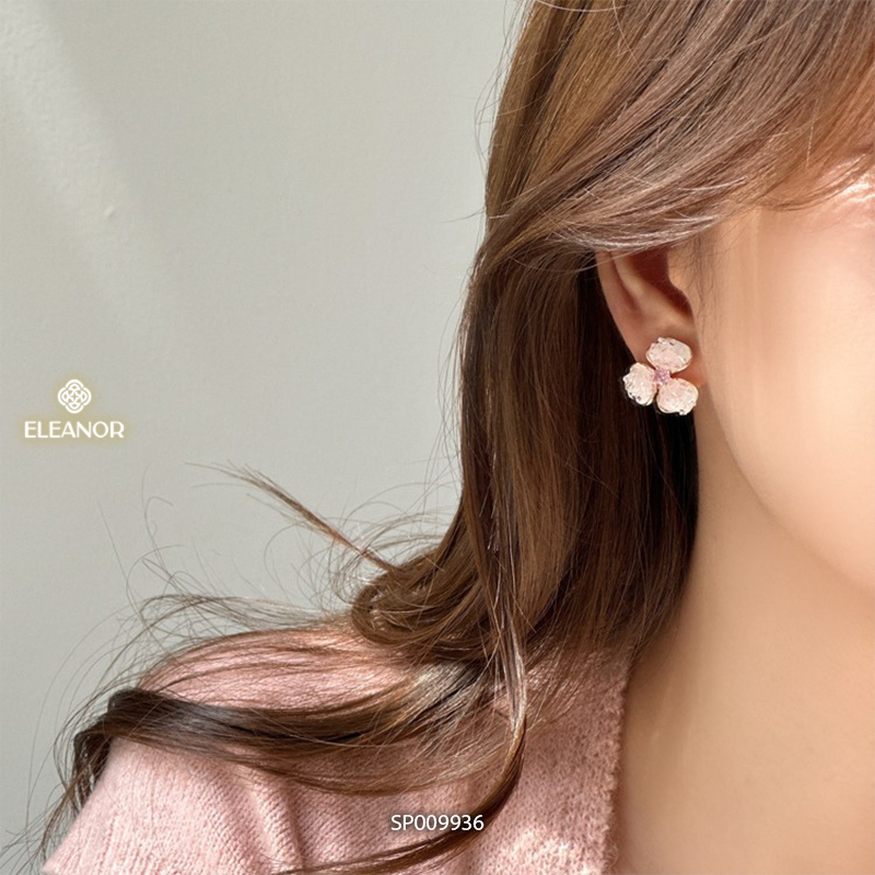 Bông tai nữ chuôi bạc 925 Eleanor Accessories hình hoa khuyên tai đính đá phụ kiện trang sức 9664
