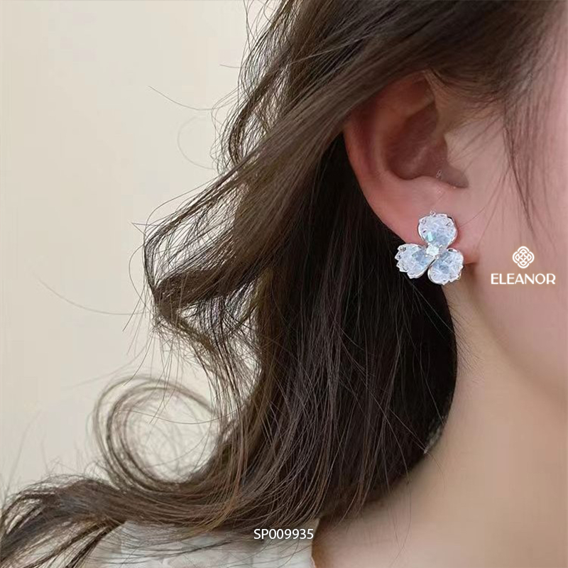 Bông tai nữ chuôi bạc 925 Eleanor Accessories hình hoa khuyên tai đính đá phụ kiện trang sức 9664
