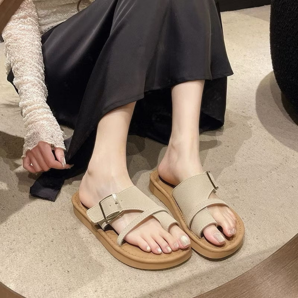 Dép Lê Xỏ Ngón Nữ Nửa Quai Dây Ngang Đế Bệt Cao 2cm Đen Kem Trắng || Dép Xỏ Ngón Khuy Vuông Mã N24