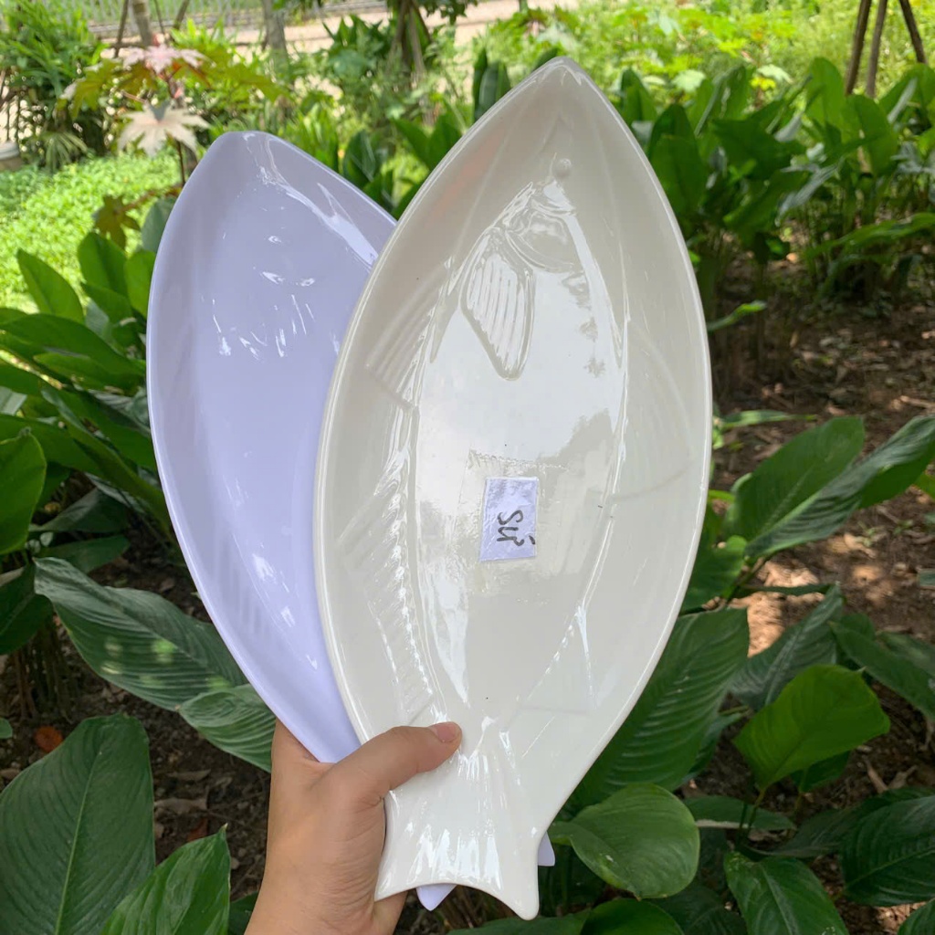 Đĩa sứ cá chép bày nguyên con chất sứ dày men trắng đẹp cho món ăn sang trọng