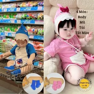 Deal Giảm 10% - Ship Hỏa Tốc Set bodysuit CÁ MẬP kèm mũ, túi đeo chéo, tặng tất xanh cover hàn cho bé 3-13kg đi biển