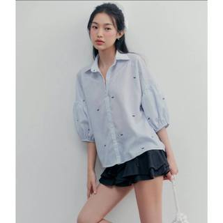 Chân váy OLV ngắn cạp trễ dáng xòe năng động trẻ trung Leelie phù hợp đi chơi đi cà phê