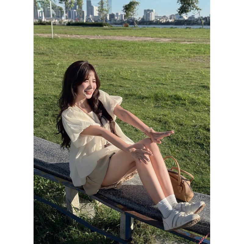 Áo voan phồng 2 lớp cổ tròn the.sweaterweather TSW
