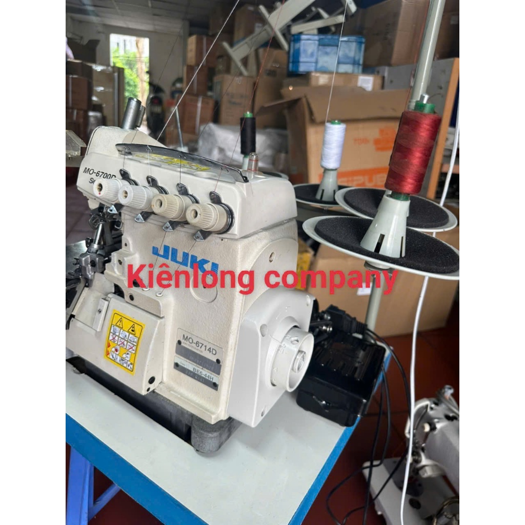 Máy vắt sổ juki chính hãng M0-6714D mô tơ nhỏ mảnh bàn