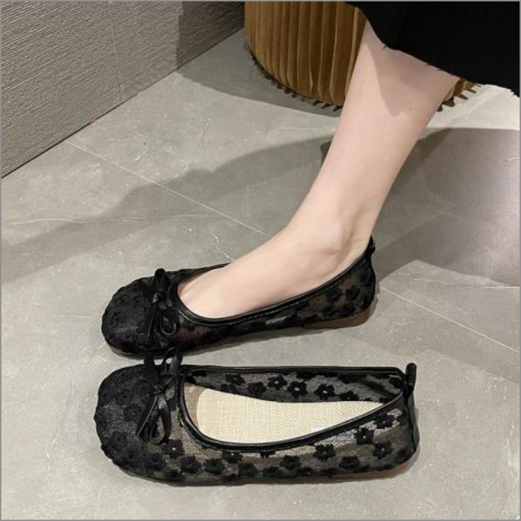 Giày Búp Bê Nữ, Giày Nữ Búp Bê Thêu Hoa Cúc Có Gắn Nơ Nhẹ Êm Style Tiểu Thư Màu Đen N37 || AnshoesDynasty