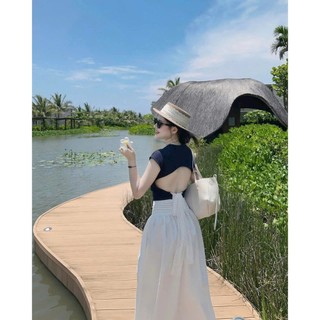 Set váy thời trang nữ thiết kế đi nghỉ mát áo chất Thun gân cổ tròn tay ngắn hở lưng phối váy Đũi vân mây maxi dáng xòe