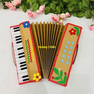 Mô hình đàn phong cầm (Accordion) làm bằng bìa carton