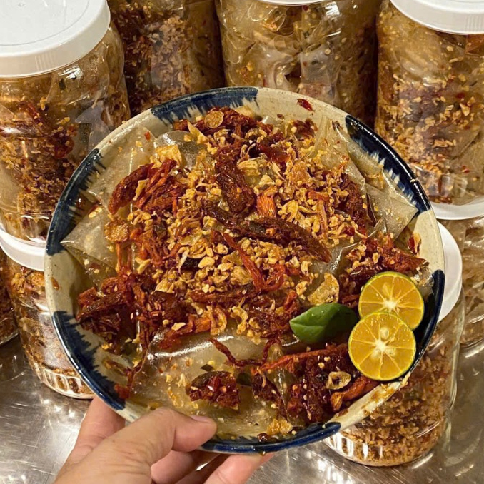 Bánh Tráng Dẻo Bò Tỏi Cay - Hũ 500gr - Ăn vặt Su Xoắn