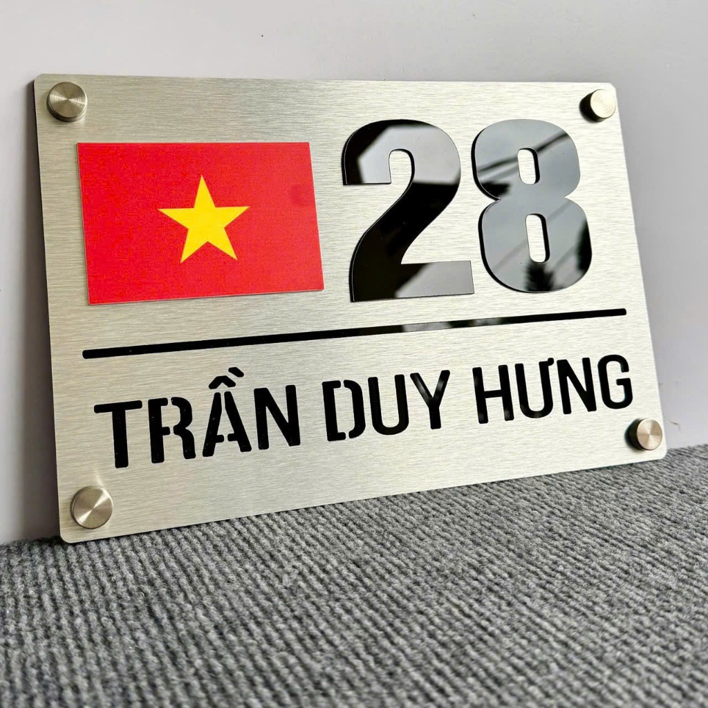 bảng BIỂN SỐ NHÀ CỜ ĐỎ SAO VÀNG,Màu xước bạc + Alu bạc xước CHỮ ĐEN