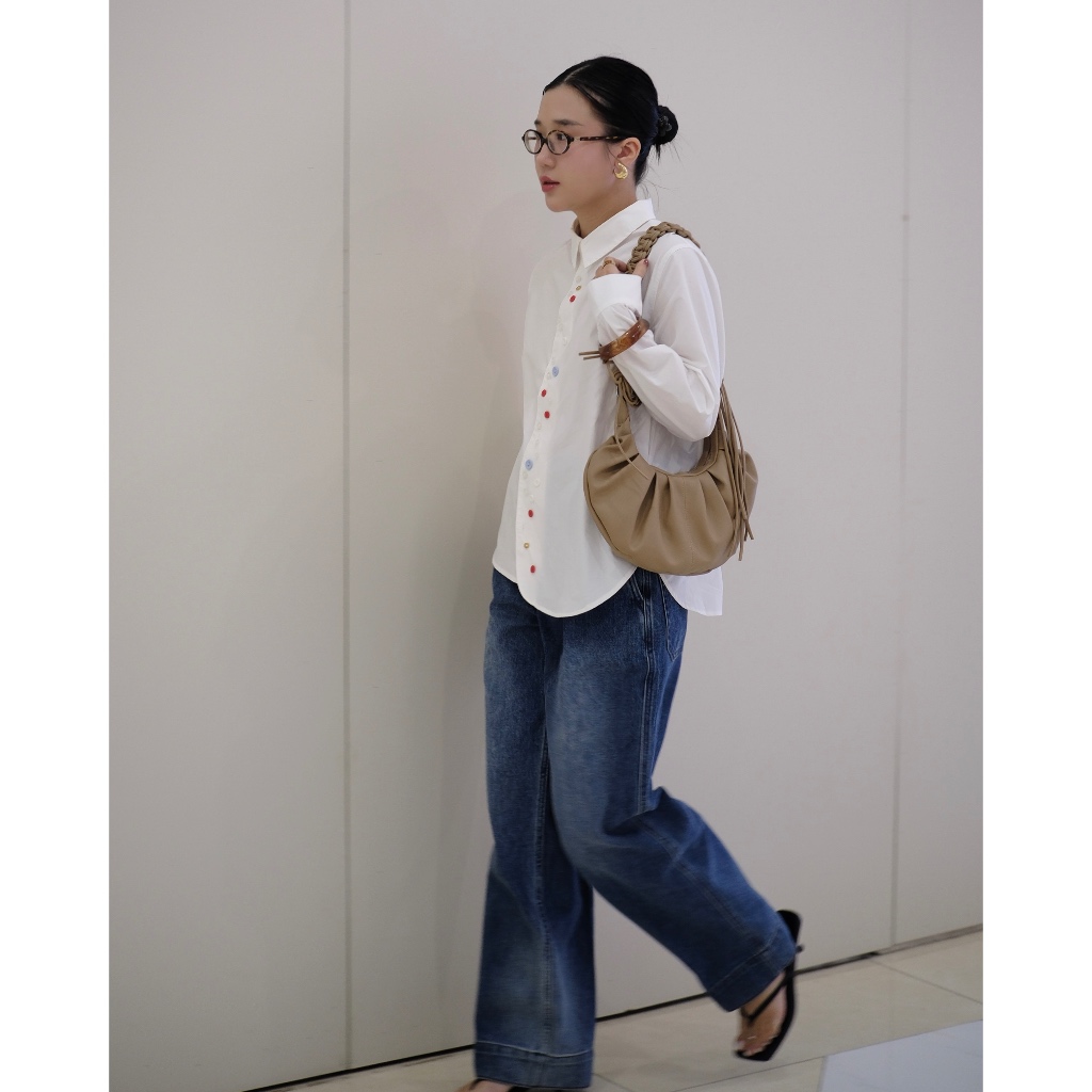 TheBlueTshirt - Áo sơ mi trắng thiết kế nhiều cúc màu sắc - Colored Buttons Shirt White Cotton - Women