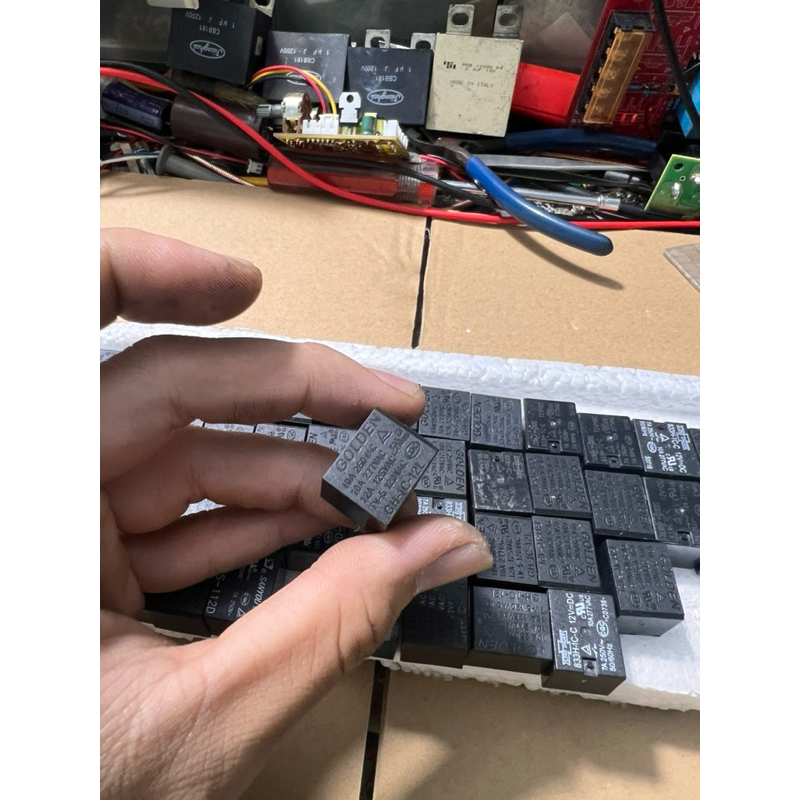 [ TPHCM ] Relay 12V 10A “Hàng tháo máy”