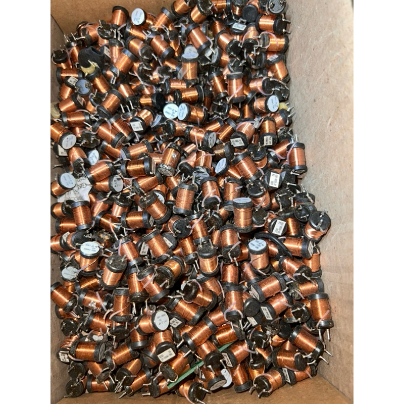 [TPHCM] Cuộn Lọc 650UH “Kích thước chân 0.5cm”