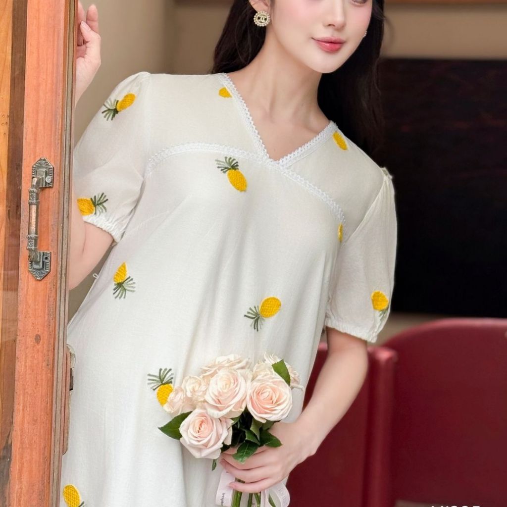 Váy bầu thiết kế cho mẹ bầu và sau sinh, váy cổ V 2 lớp, chất mềm mại, thấm hút mồ hôi, váy mặc mùa hè - v1295 B2MUM
