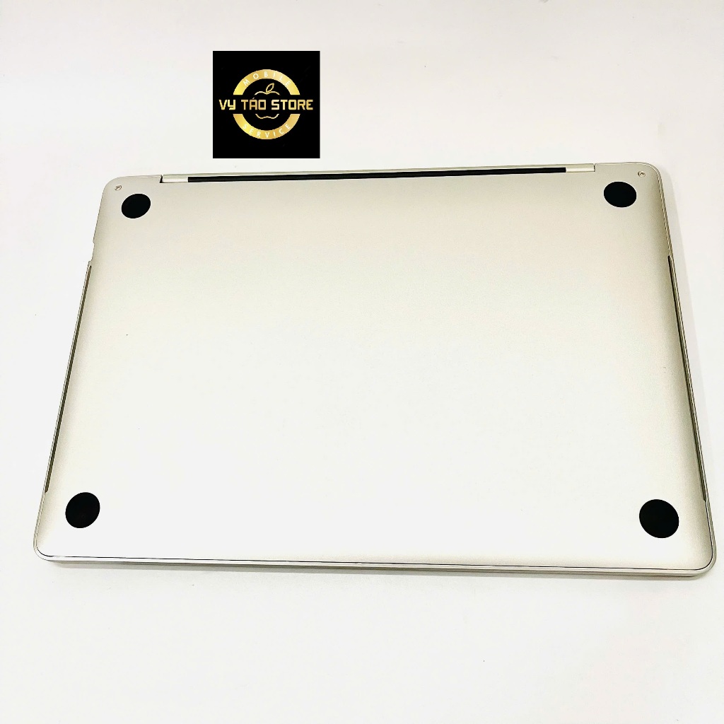 MÔ HÌNH TRƯNG BÀY, ĐẠO CỤ MÔ PHỎNG MAC BOOK 13.3INCH MÀU SILVER ( TRẮNG BẠC) CAO CẤP TỈ LỆ (1:1)