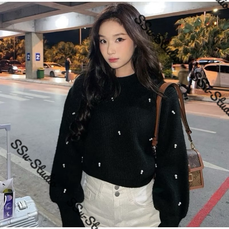 𝑺𝒔𝒖.𝑺𝒕𝒖𝒅𝒊𝒐// Áo Len Hàn Quốc Đính Ngọc Xinh Xỉu