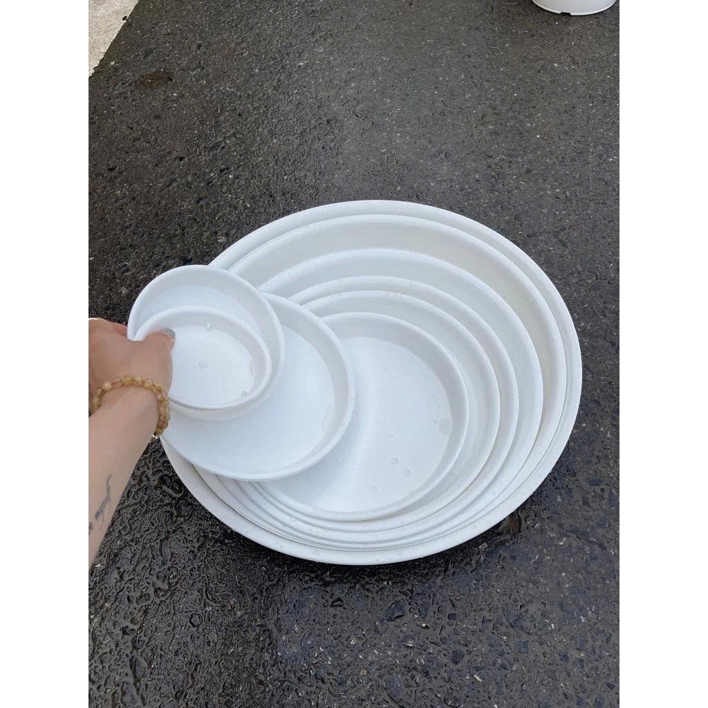 Đĩa lót size to chậu nhựa phi 40-45cm có màu trắng và đen