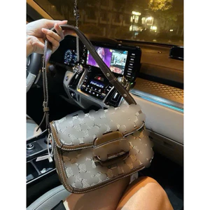 Túi xách size 21-25cm lót nhung sịn sò dây đeo căn chỉnh đeo chéo đeo vai sang chanh