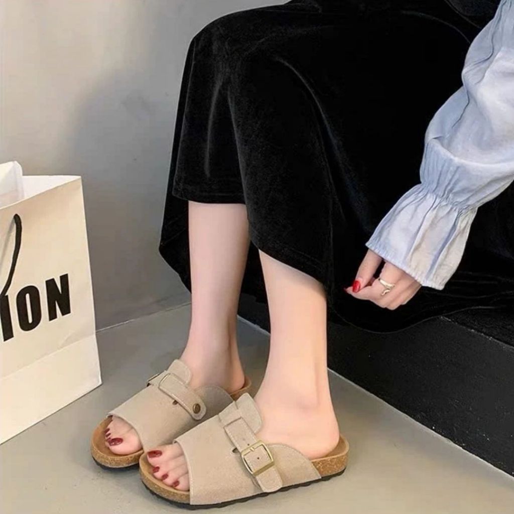 Dép Lê Nữ Đính Khuy Vuông, Dép Nữ Da Lộn Đế Cao Su Đủ Màu Full Box Bill N18 || AnshoesDynasty
