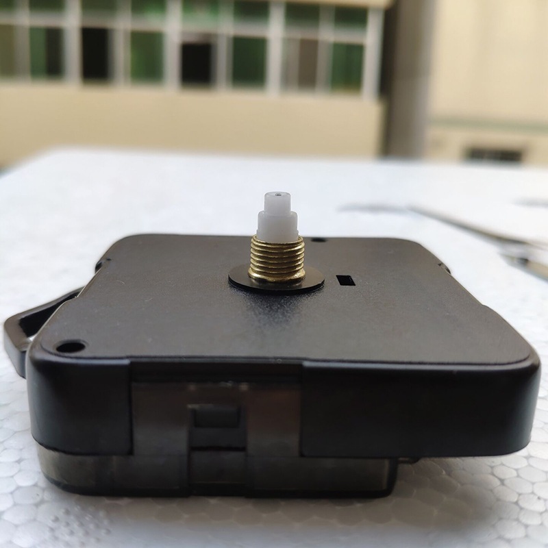 Máy đồng hồ treo tường kim trôi liên tục kèm bộ kim đỏ xoắn trục đồng 5.5mm