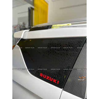 Decal dán kính sau Suzuki XL7, Etiga hình tổ ong - PVC 3M cao cấp không thấm nước không phai màu, keo dán chắc chắn