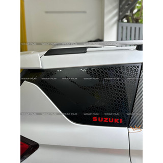 Decal dán kính sau Suzuki XL7, Etiga hình tổ ong - PVC 3M cao cấp không thấm nước không phai màu, keo dán chắc chắn