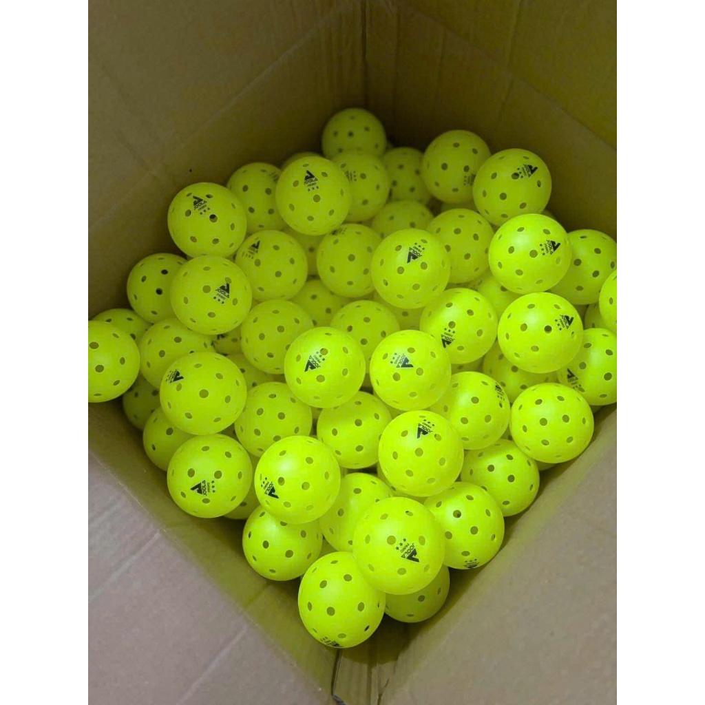 Bóng Pickleball Joola 40 lỗ tiêu chuẩn thi đấu với độ nảy ổn định và độ bền cao
