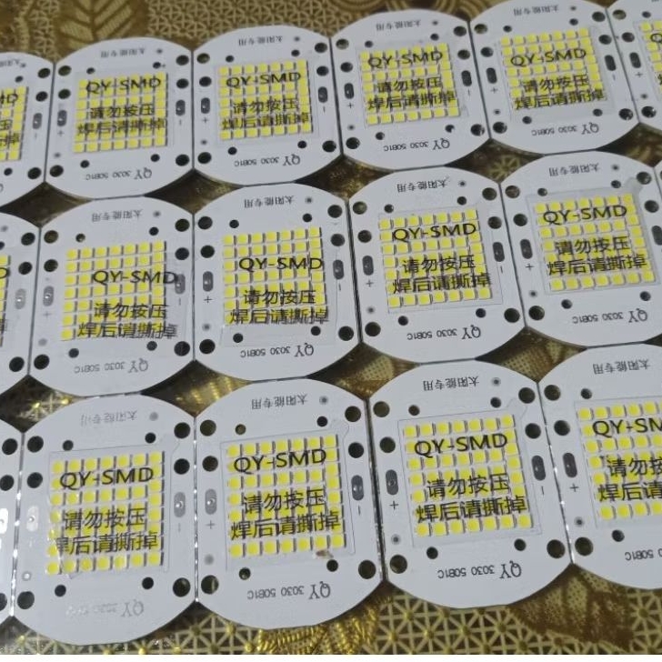 Chip led COB 3V 3.2V 3.7V 4V 50W mắt led 3030 hiệu suất sáng cao