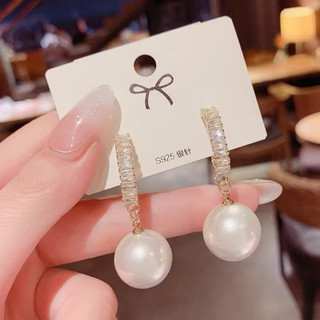 khuyên tai Ngọc trai nhân tạo
