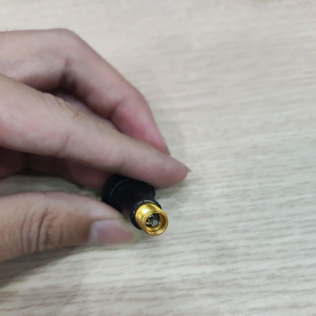 Van lốp không săm cho xe máy, xe du lịch, xe tải...