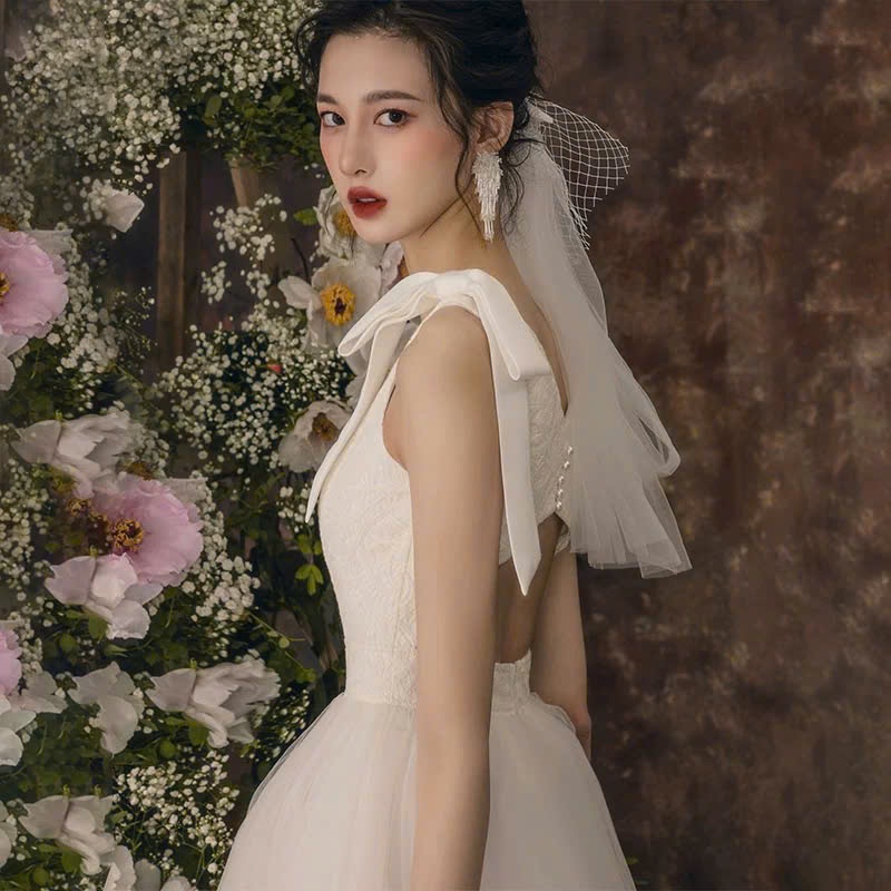 Đầm Hở Lưng Cao Cấp Phối Nơ Vai – Sang Trọng, Nữ Tính