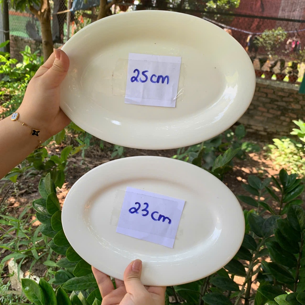 Đĩa sứ - đĩa hình bầu dục trắng trơn chất liệu sứ trắng dùng trong nhà hàng khách sạn