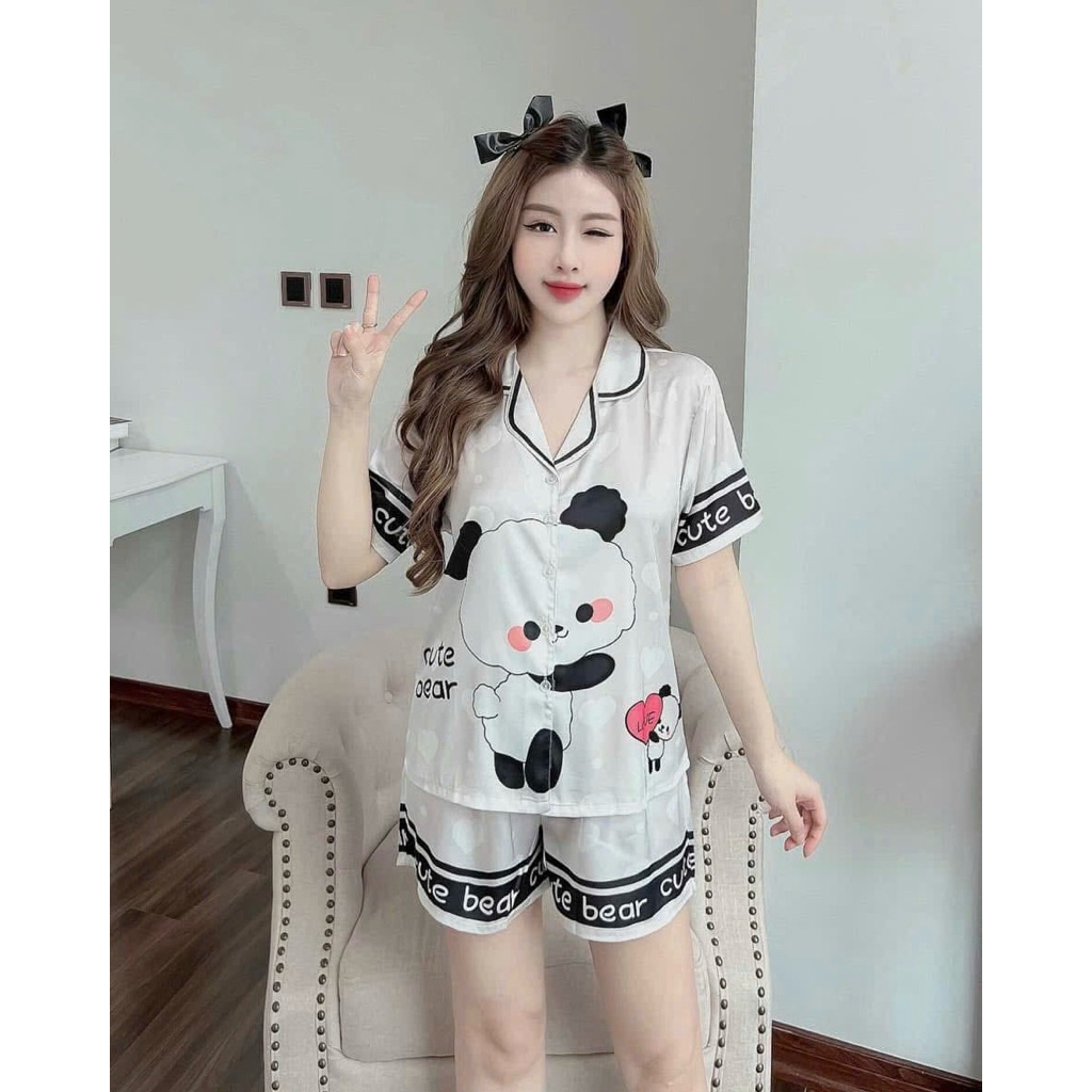 La tin gấu trúc đùi