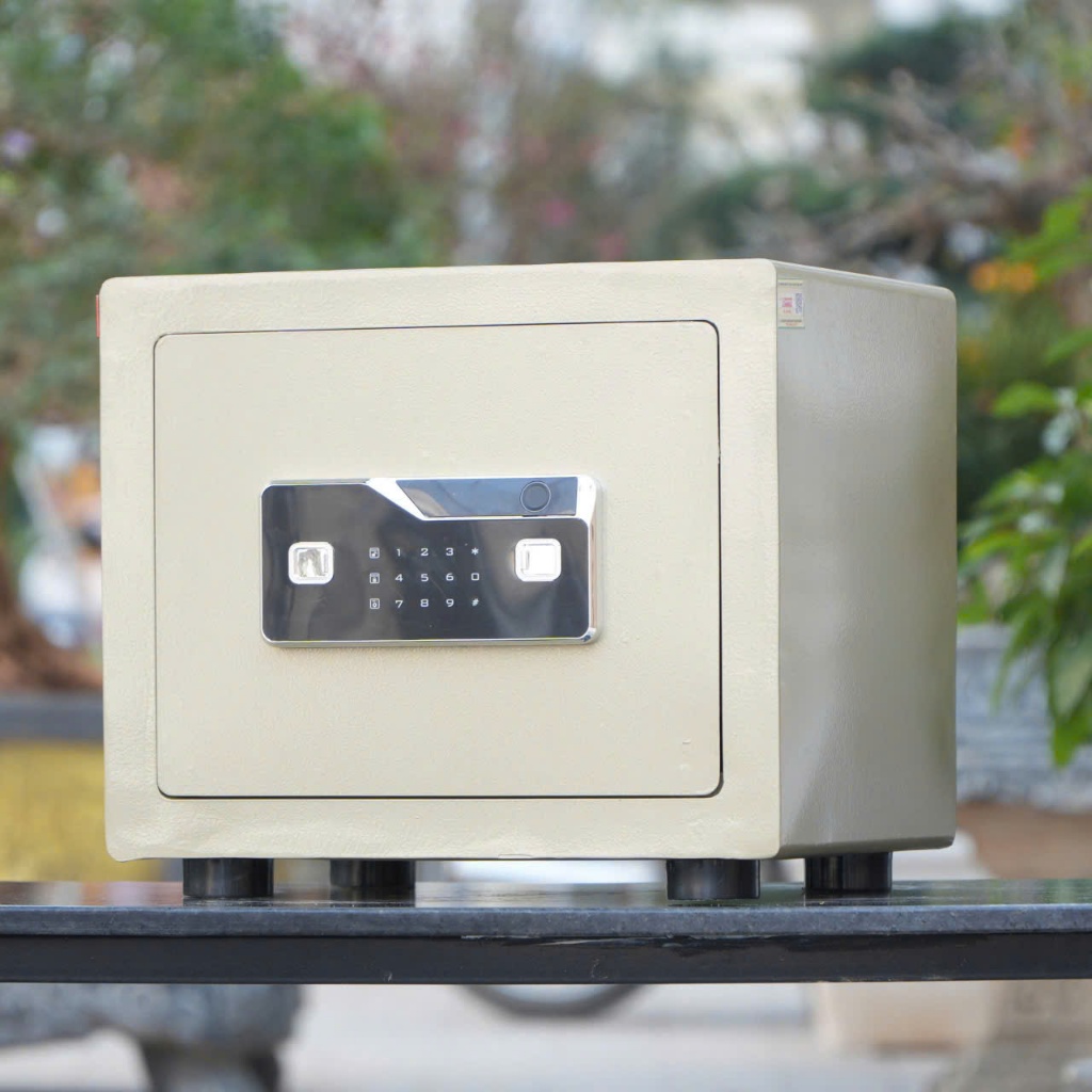 Két Sắt Mini Thông Minh Việt Tiệp KVTM36 Vân Tay Điện Tử Kết Nối Điện Thoại Cao Cấp Chính Hãng