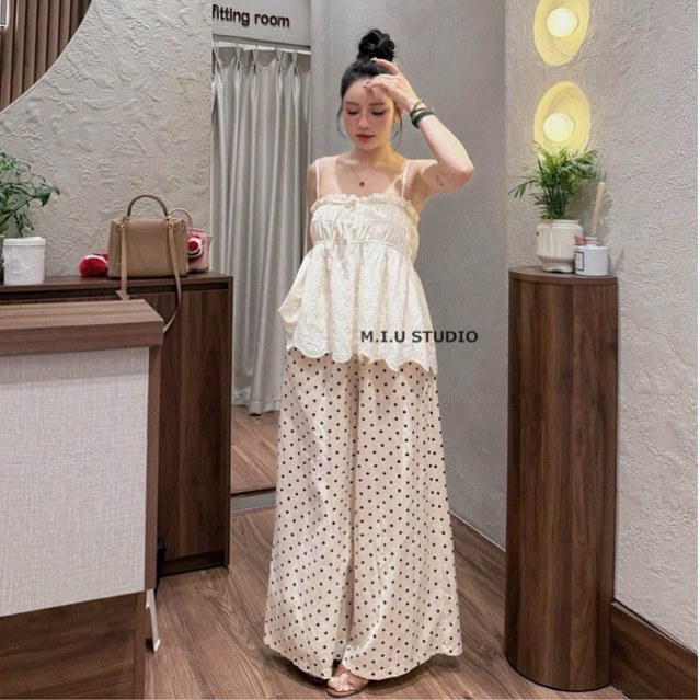 MIU.STUDIO • Set áo ren thô boi 2S thiết kế rúm bèo thắt nơ kèm quần xuông ống rộng hoạ tiết chấm bi, hàng mới có sẵn