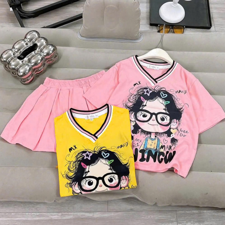 Sét chân váy xếp ly có lót bảo hộ cho bé gái in hình cô gái tóc rối chất vải cotton mềm mịn thấm hút mồ hôi.VS04