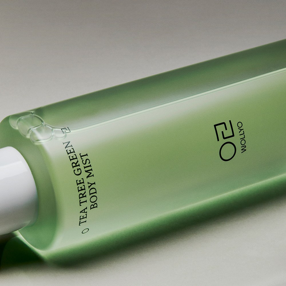 Xịt khoáng dưỡng thể cho da WOLLYO TEA TREE GREEN BODY MIST 200ml | DAMDAVN