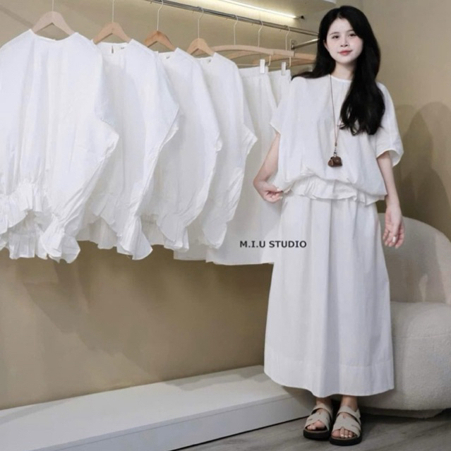 “Egeli Set” Set áo thô cổ tròn tay hến bo chun eo kèm chân váy dài xoè phong cách Hàn Quốc • MIU.STUDIO