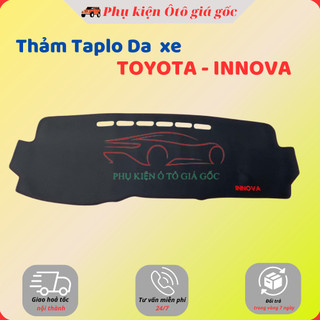 Thảm taplo xe Toyota Innova 2008 - 2025 chất liệu da carrbon, màu đen cao cấp chống nắng nóng hiệu quả