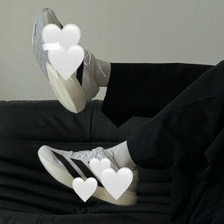 Giày chạy bộ bigsize nam nữ màu trắng đen cổ thấp đế cao cấp siêu êm nhẹ , sneaker thời trang dáng thể thao hottrend