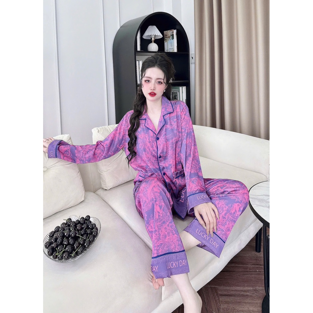 (45-62kg) Bộ ngủ pijama hoạ tiết rừng tay dài nút bọc lụa latin mềm mát
