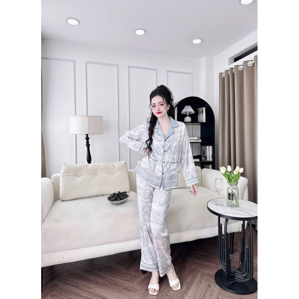 (45-62kg) Bộ ngủ pijama hoạ tiết rừng tay dài nút bọc lụa latin mềm mát