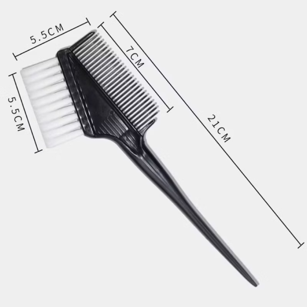 Lược nhuộm tóc 2 đầu được làm bằng chất liệu nhựa.
