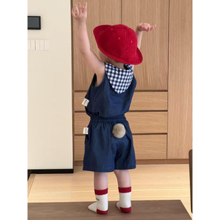 Set áo sát nách + quần short gắn đuôi bông len cho bé